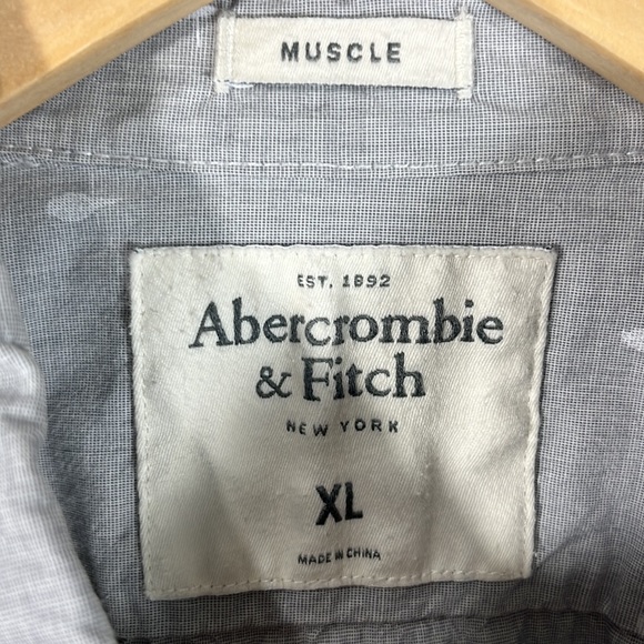 Abercrombie & Fitch button down shirt - Picture 4 of 6